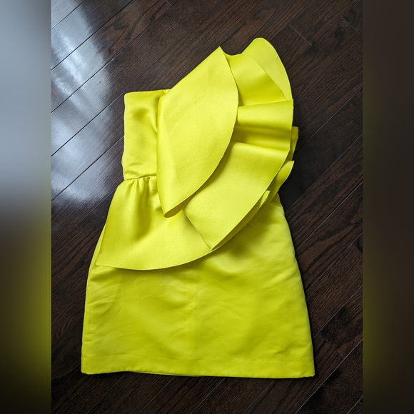 Zara Voluminous Mini Dress Limited Edition 3341/662 Size S Yellow - Picture 8 of 12
